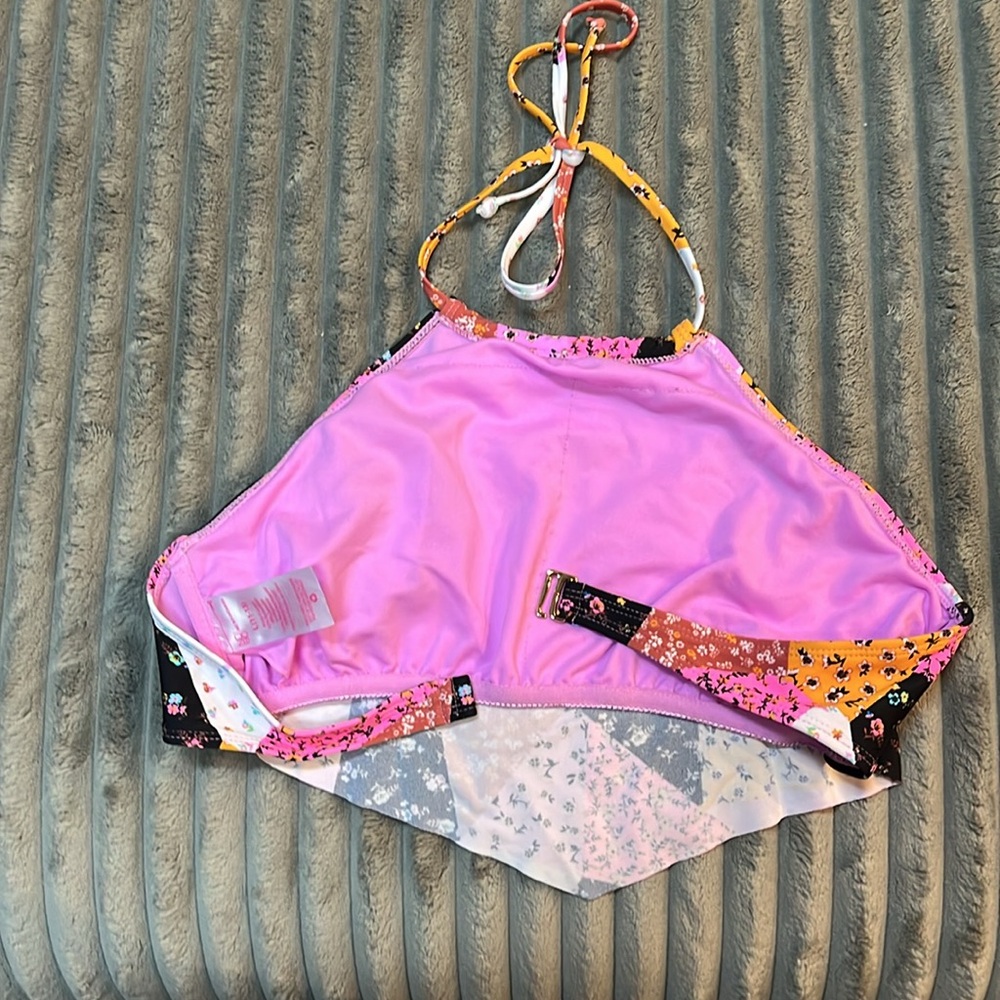 Colorful Patchwork Halter Top - Picture 2 of 3